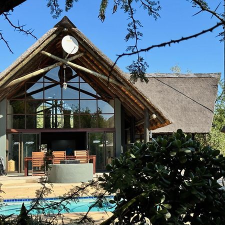 Pangolin Game Lodge - Self Catering, Incl 2 Game Drives Per Day Matlhagame エクステリア 写真