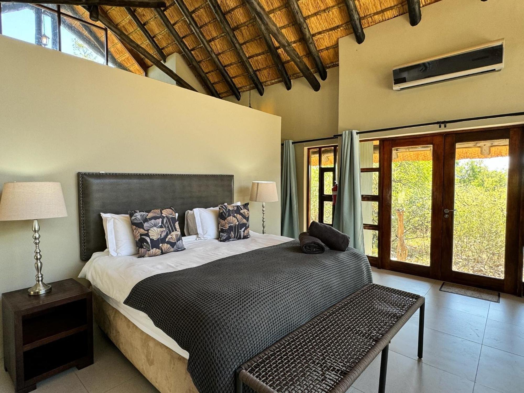 Pangolin Game Lodge - Self Catering, Incl 2 Game Drives Per Day Matlhagame エクステリア 写真