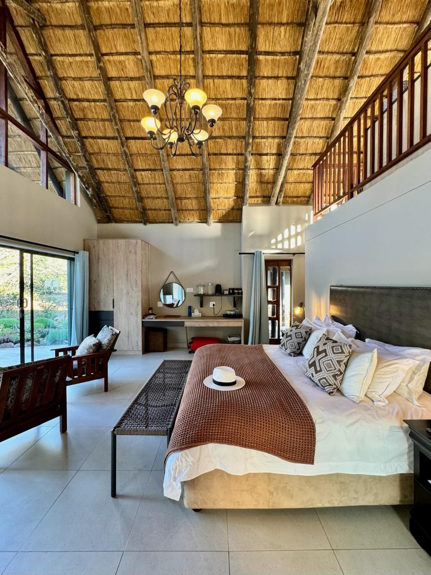 Pangolin Game Lodge - Self Catering, Incl 2 Game Drives Per Day Matlhagame エクステリア 写真