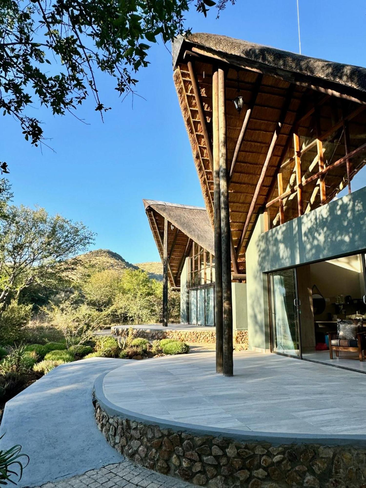 Pangolin Game Lodge - Self Catering, Incl 2 Game Drives Per Day Matlhagame エクステリア 写真
